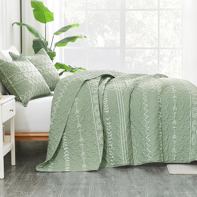 Andency Sage Green California King Quilt Set, 3 Pieces Boho Lightweight Soft - Image 3