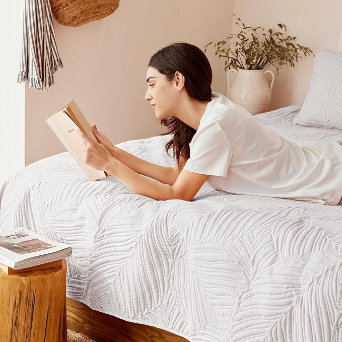 Exclusivo Mezcla Twin Quilt Bedding Set, Lightweight White Quilts Twin Size - Image 4