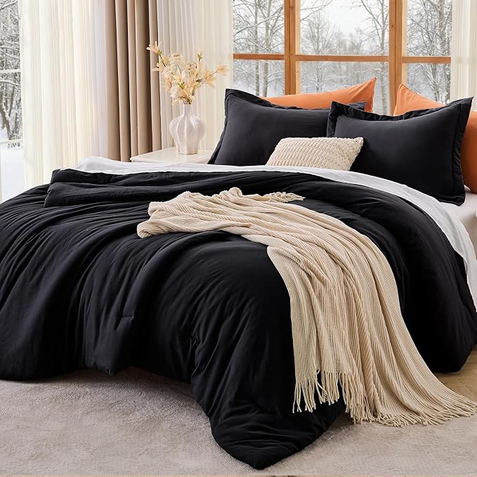 MUXHOMO Black King Size Comforter Set, All Season Ultra Soft Down Alternative by MUXHOMO