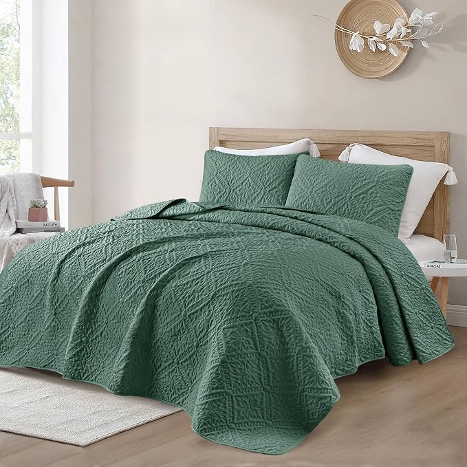 Exclusivo Mezcla California King Quilt Bedding Set, Lightweight Soft Bedspreads - Image 2