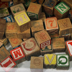 MUXGOA 500 Pcs Unfinished Wood Cubes, 1 cm Wooden Blocks - Image 6