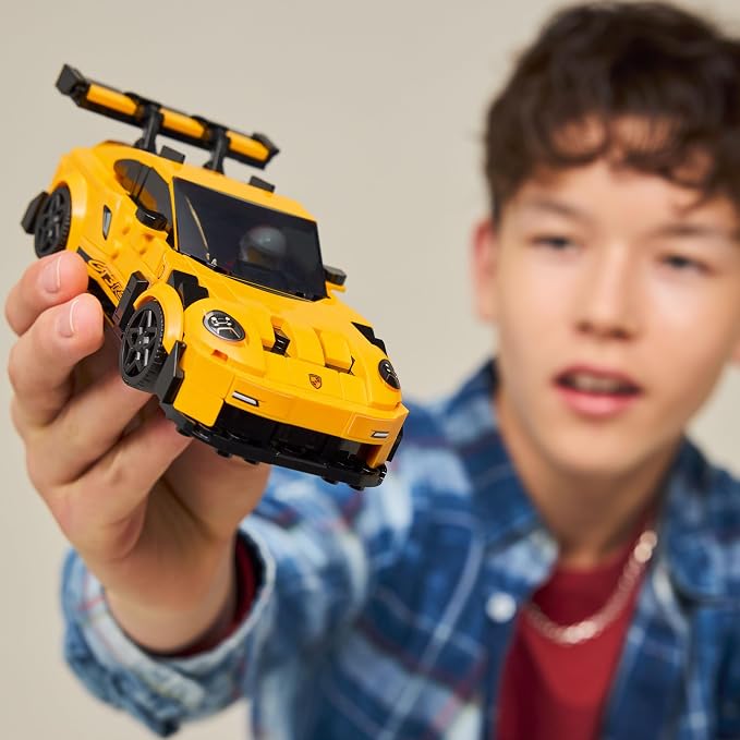 LEGO Speed Champions Porsche 911 GT3 RS Super Car Toy - Image 3