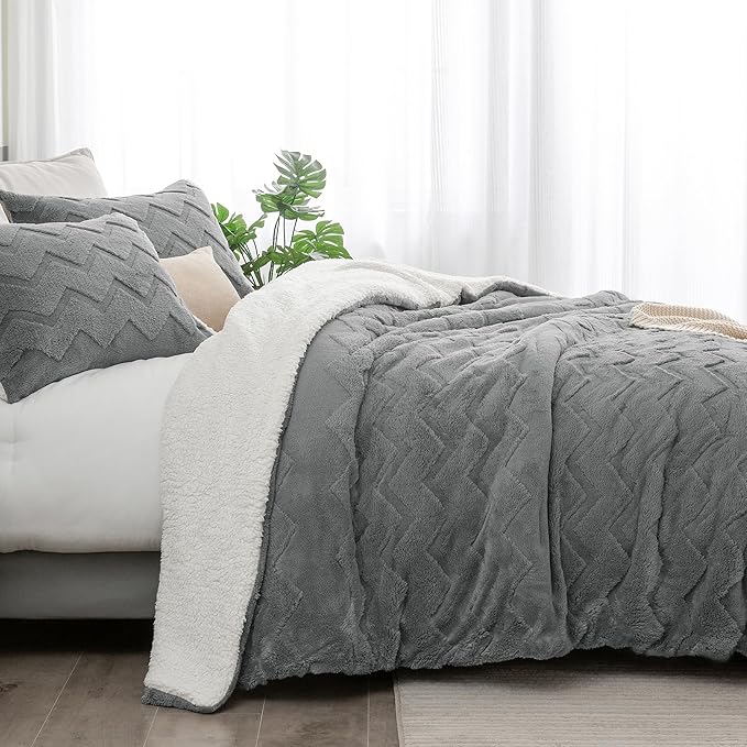 BEDELITE Fluffy Twin Comforter Set - Image 4