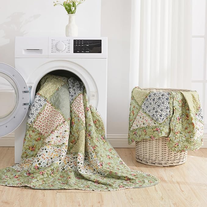 VIVILINEN Green Floral Patchwork Quilt Set 132x120 Alaska King Size Bedding Set - Image 8