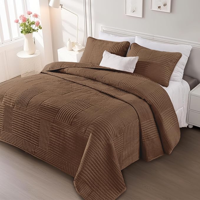 Whale Flotilla Ultra Soft Twin Quilt Bedding Set, Lightweight Microfiber Brown - Image 8
