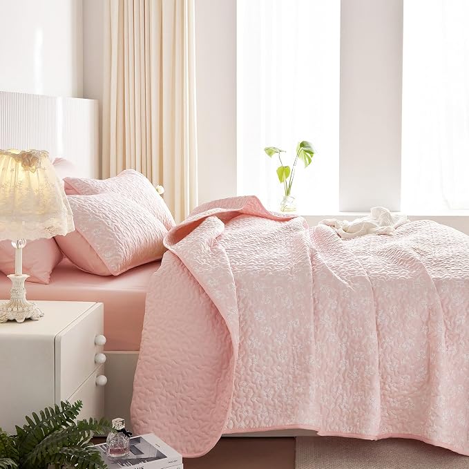 Wake In Cloud - Floral Quilt Set, Coquette Cottagecore Shabby Chic Flower - Image 5