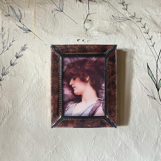 5x7 Retro Picture Frame, Vintage Leather Photo Frame, Hand-Crafted Resin Ornate - Image 4