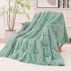 Super Fuzzy Soft Fleece Sherpa Weighted Blanket 20 lbs by EazfyPro