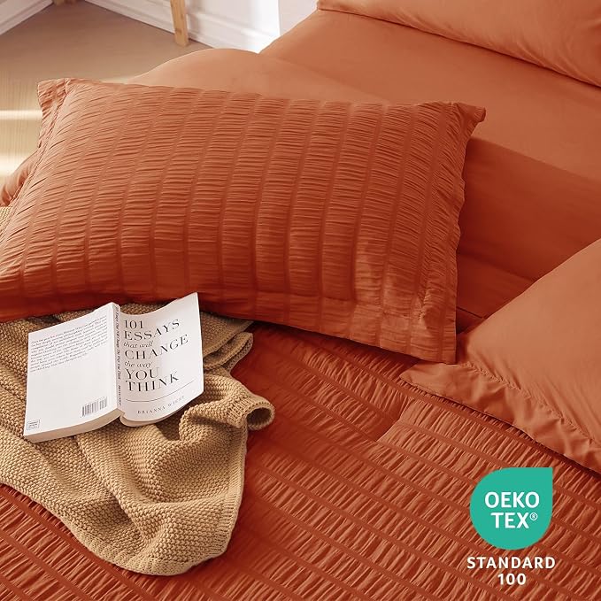MUXHOMO 7 Pieces Queen Comforter Set, Seersucker Bed in a Bag Queen Size - Image 9