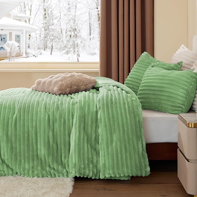 BEDELITE Fleece Twin Comforter Set -Super Soft & Warm Fluffy Green Bedding - Image 4