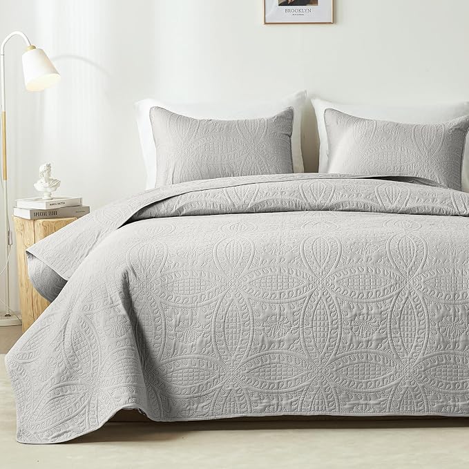 akkialla Quilts Queen Size, Light Grey Ultrasonic Full/Queen Quilt Set by akkialla