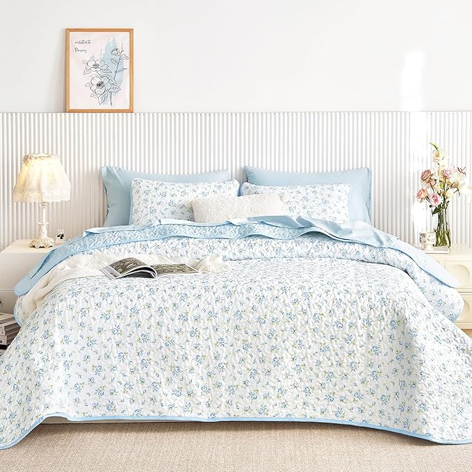 Wake In Cloud - Floral Quilt Set, Coquette Cottagecore Shabby Chic Flower - Image 2