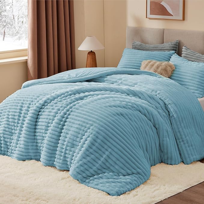 BEDELITE Fleece Full Comforter Set -Super Soft & Warm Fluffy Light Blue Bedding - Image 3