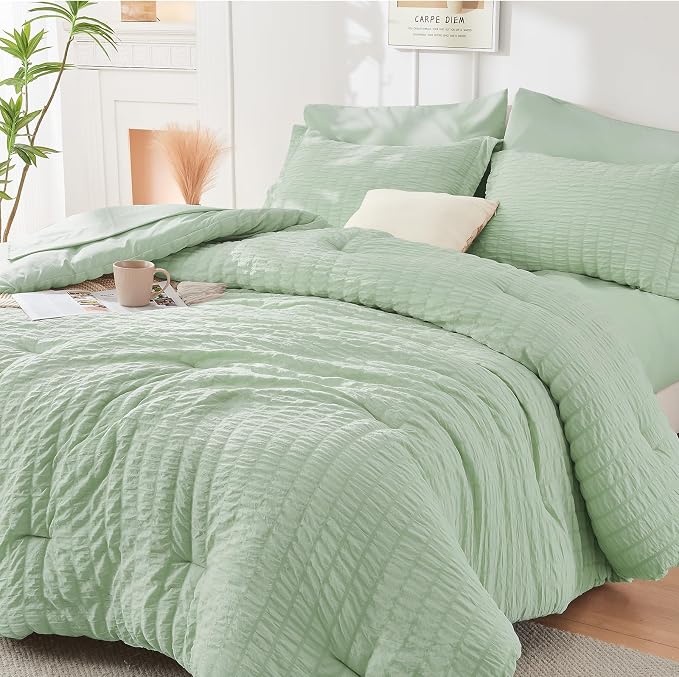 HYMOKEGE Light Green Duvet Cover Full Size, Ultra Soft 3-Piece Seersucker Duvet - Image 4