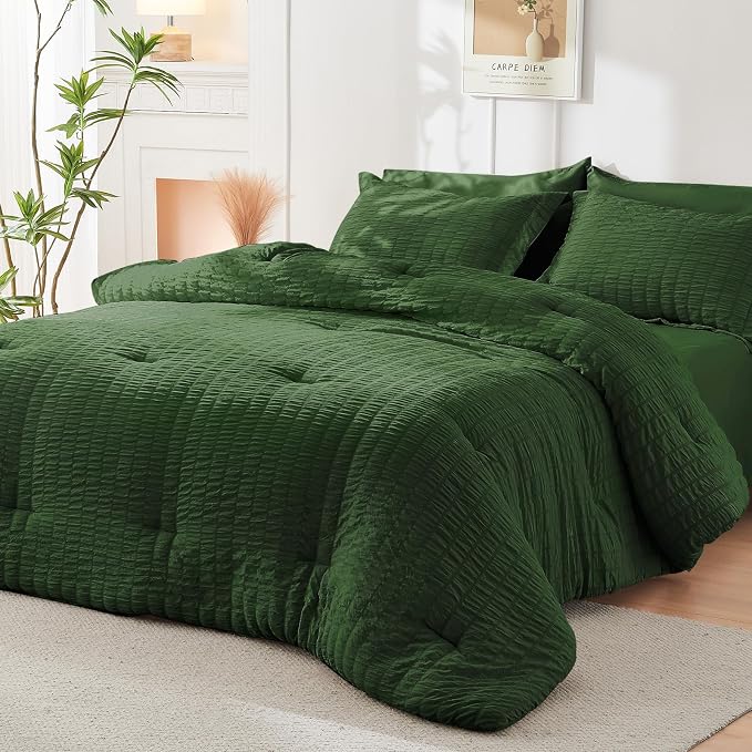HYMOKEGE Dark Green Full Size Comforter Sets Seersucker 7 Pieces, All Season - Image 7