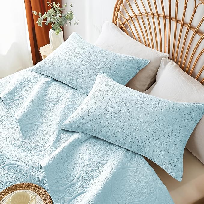WURUIBO Sky Blue Quilt Set Queen Size, Embossing Microfiber Full Bedspreads - Image 3