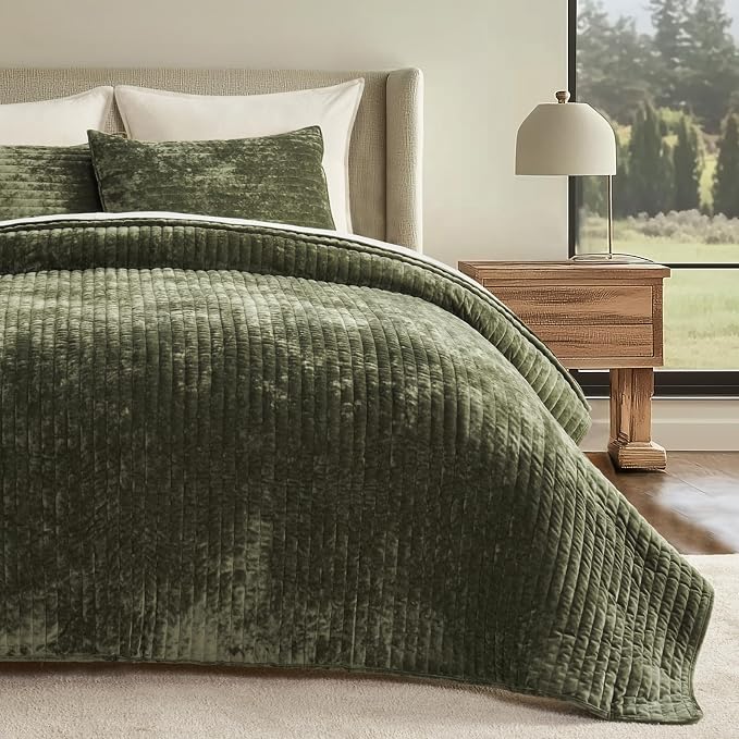 EVERGRACE Velvet Quilt Set Queen Size, Luxurious Soft Striped Channel Bedding - Image 2