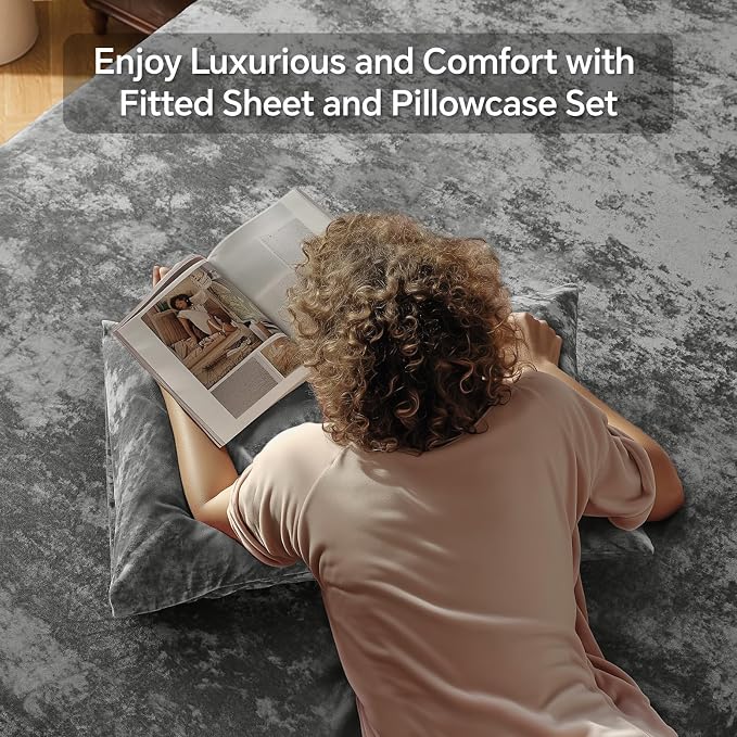 BEDELITE Velvet Fitted Sheet and Pillowcases Set, Luxury Soft Fuzzy Bottom Sheet - Image 2