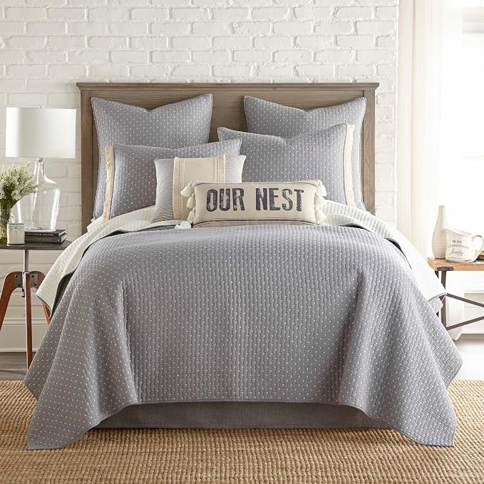 Levtex Home Cross Stitch Reversible Full/Queen Quilt Set and 2 Pillow Shams - Image 3