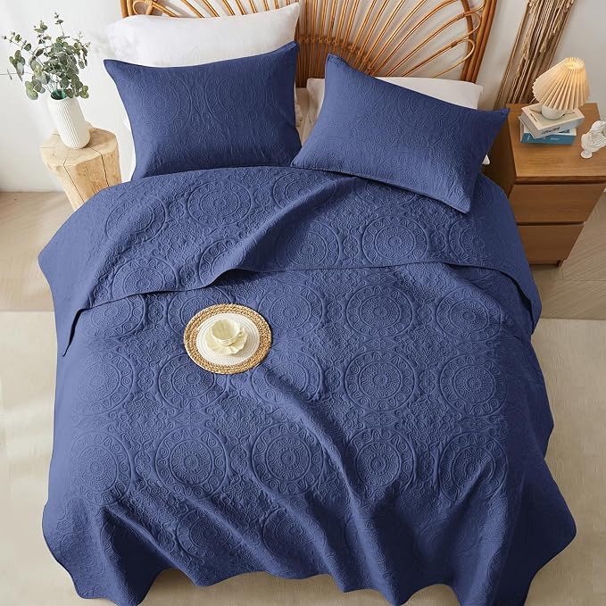 WURUIBO Navy Blue Quilt Set King/Cal King Size, Embossing Microfiber Bedspreads - Image 8