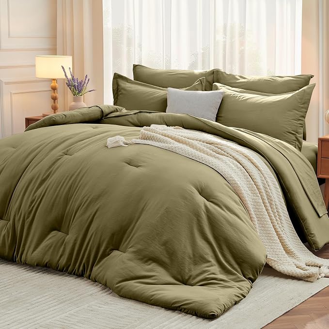 MUXHOMO 7 Pieces Queen Comforter Set, Soft Bed in a Bag Queen Size, All Season by MUXHOMO