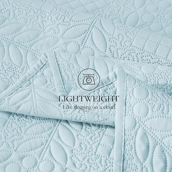 FLYMME Twin Quilt Set, Lightweight Sky Blue Bedspreads, Vintage Olive Leaf - Image 7
