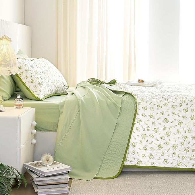 Wake In Cloud - Floral Quilt Set, Coquette Cottagecore Shabby Chic Flower - Image 5