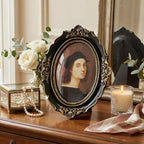 Cuspin 4x6 Oval Picture Frame, Vintage Ornate Baroque Black and Gold Resin - Image 2