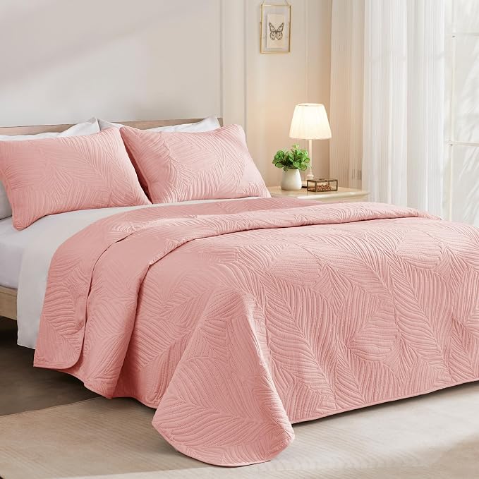 Exclusivo Mezcla California King Quilt Bedding Set, Lightweight Blush Pink - Image 2