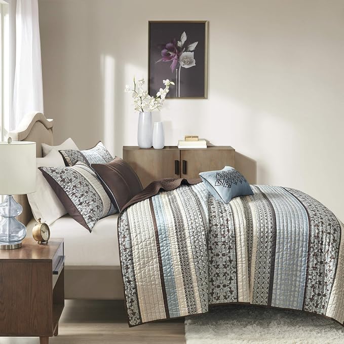 Madison Park Quilt Set Luxurious Jacquard Stripes Design - Image 10