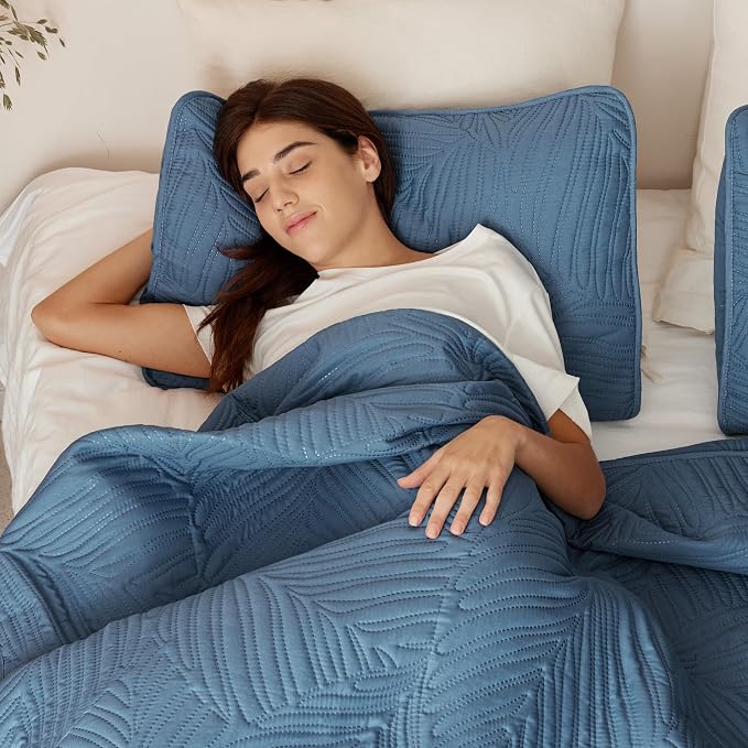 Exclusivo Mezcla Twin Quilt Bedding Set, Lightweight Bluish Grey Quilts Twin - Image 4