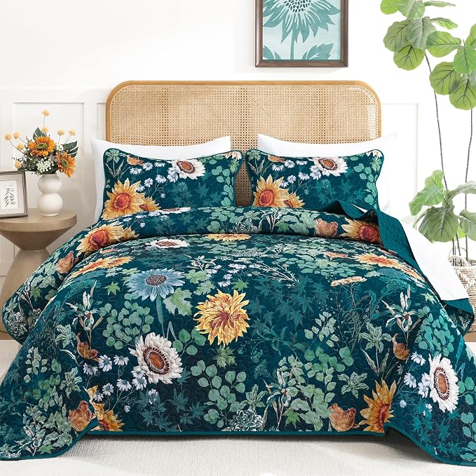 Yiran Peacock Green Quilts Queen Size, Floral Bedspreads Bedding Set, 3 Pieces by Yiran