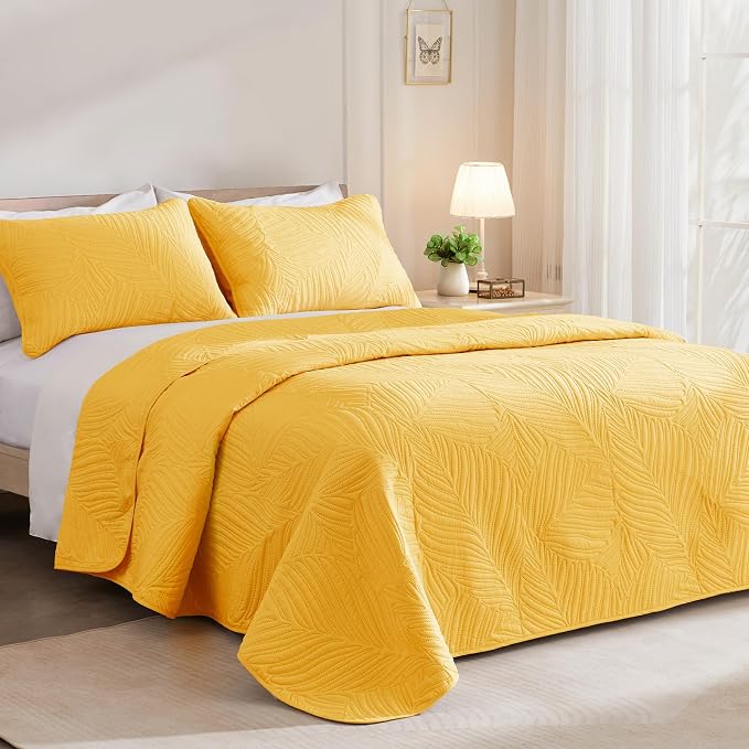 Exclusivo Mezcla King Size Quilt Bedding Set, Lightweight Yellow Quilts King - Image 2