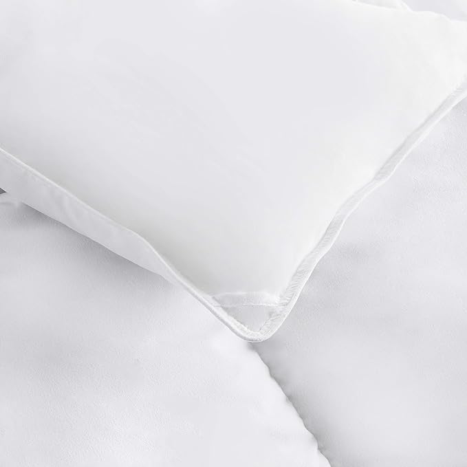 Amazon Basics Soft White Down Alternative Comforter and Duvet Insert - Image 3