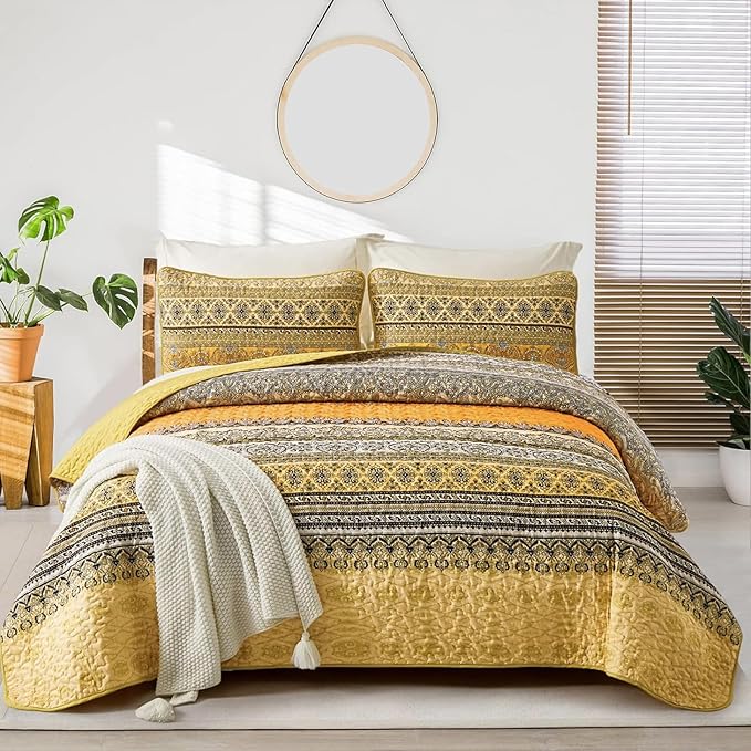 WONGS BEDDING Boho Queen Quilt Set, Lightweight Microfiber Bed Decor Bedspread by WONGSBEDDING