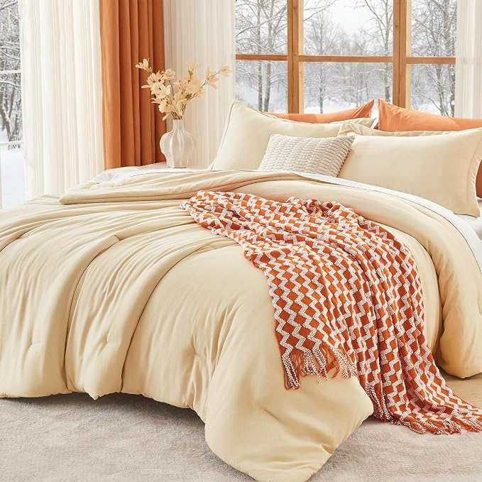 MUXHOMO Queen Comforter Set, All Season Ultra Soft Down Alternative Bedding by MUXHOMO