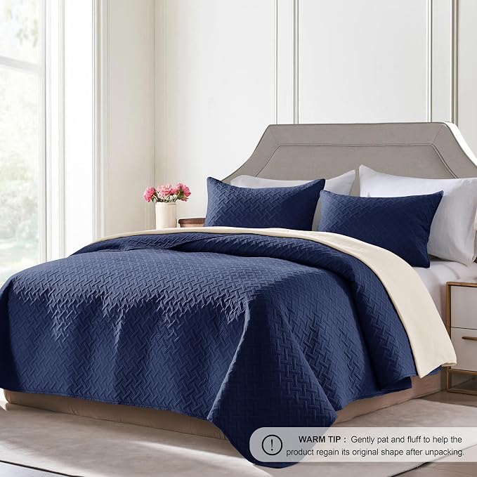 FLYMME Navy Twin Modern Geometric Quilt Coverlet Set, Lightweight Bedspread - Image 2