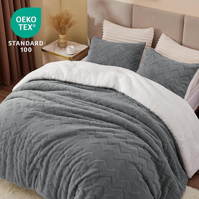 BEDELITE Fluffy Full Size Comforter Set - Image 4