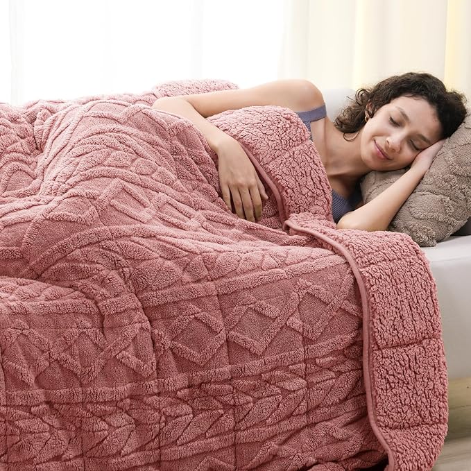 Cottonblue Jacquard Weighted Blanket 15 lbs - Image 8