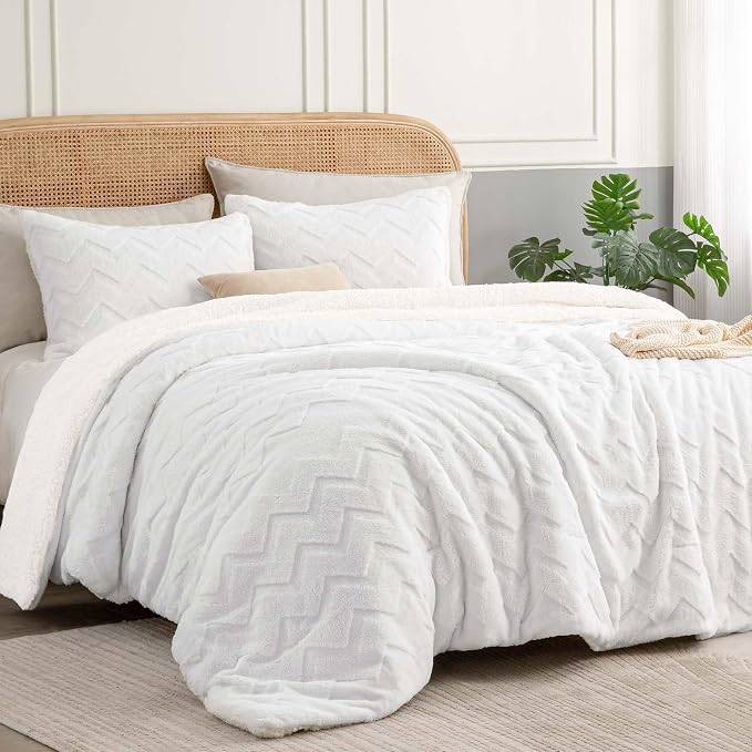 BEDELITE Fluffy King Size Comforter Set - Image 2