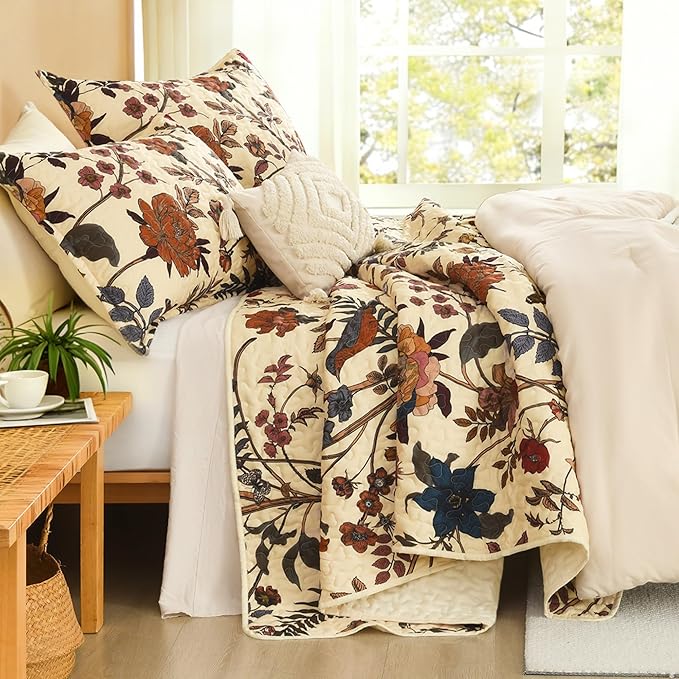 Litanika Floral Beige Quilt King Size - Image 2