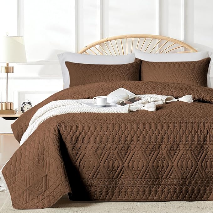 akkialla Twin Size Quilt Bedding Set, Modern Style Geoetric Pattern Coverlet Set by akkialla