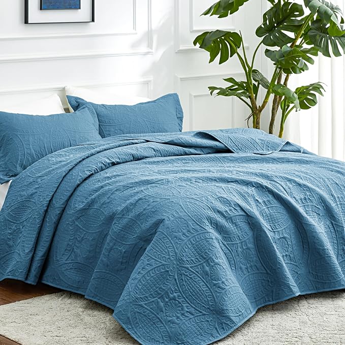 Love's cabin California King Size Quilt Bedding Set Misty Blue Bedspreads - Image 2