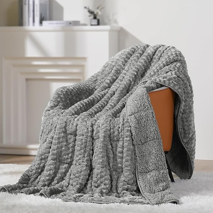 Mr. Sandman Weighted Blankets for Adults Full Size 12lbs, Warm Sherpa Fleece by MrSandman
