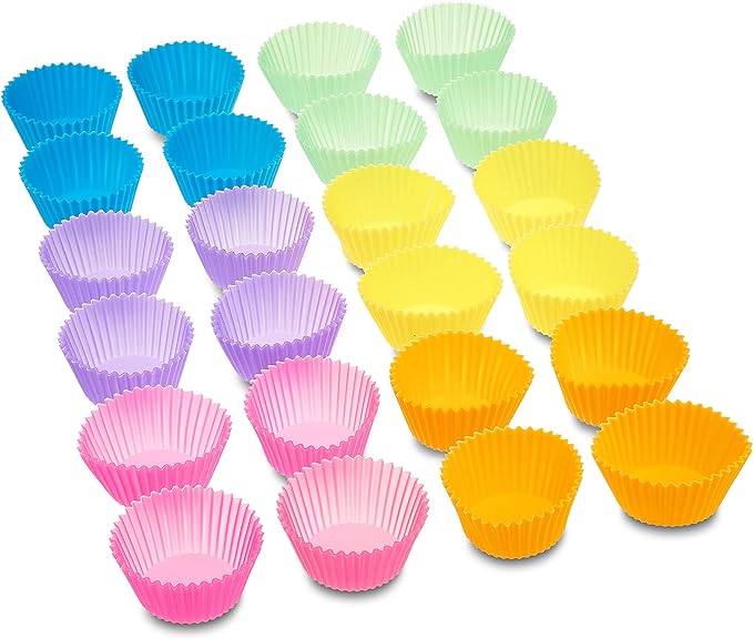 Amazon Basics Reusable Non-Stick Silicone Baking Cups, BPA Free, Dishwasher Safe - Image 3