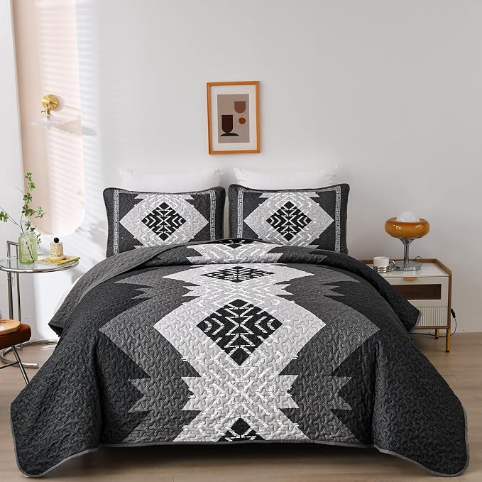 Dintszyayue Black Quilt Set Boho King Size, 3 Piece Aztec Texture Bedspread by Dintszyayue