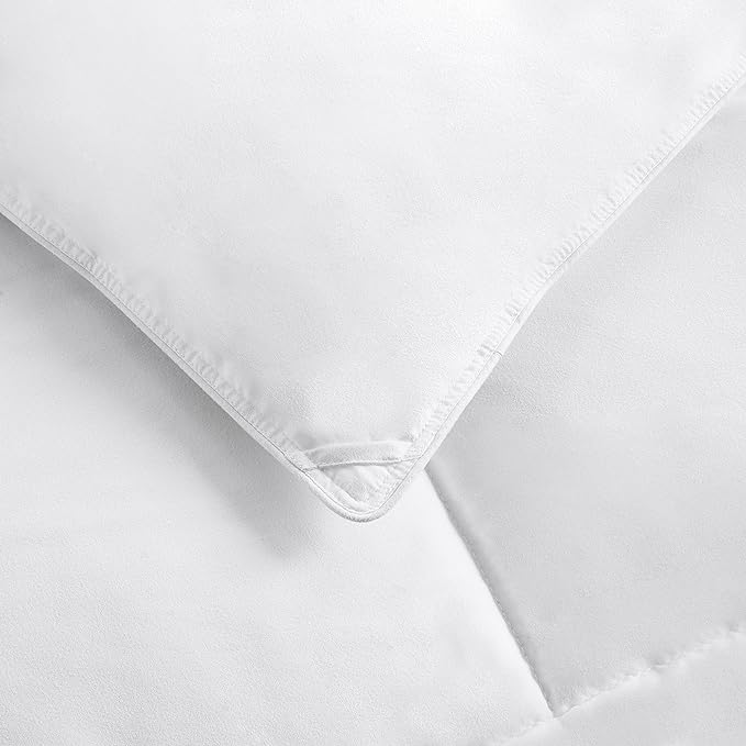 Amazon Basics White Down Alternative Comforter and Duvet Insert - Image 2
