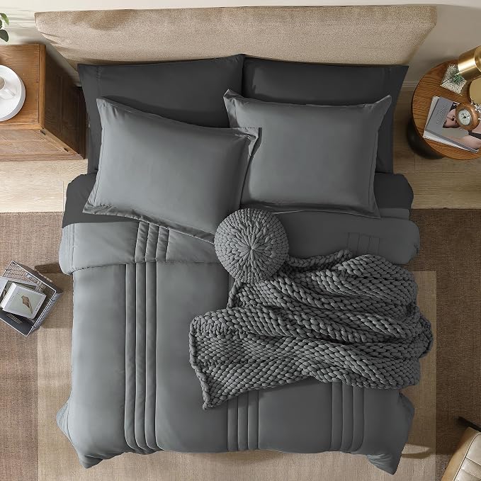 Monbix Queen Comforter Set - Image 2