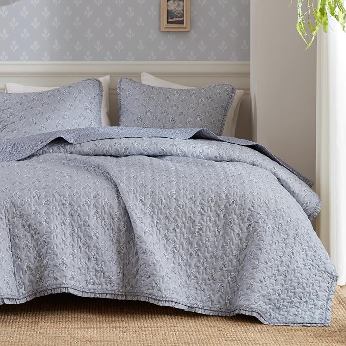 Madison Park Vintage Floral Quilt Set King Size, Reversible Bedding & by MADISONPARK