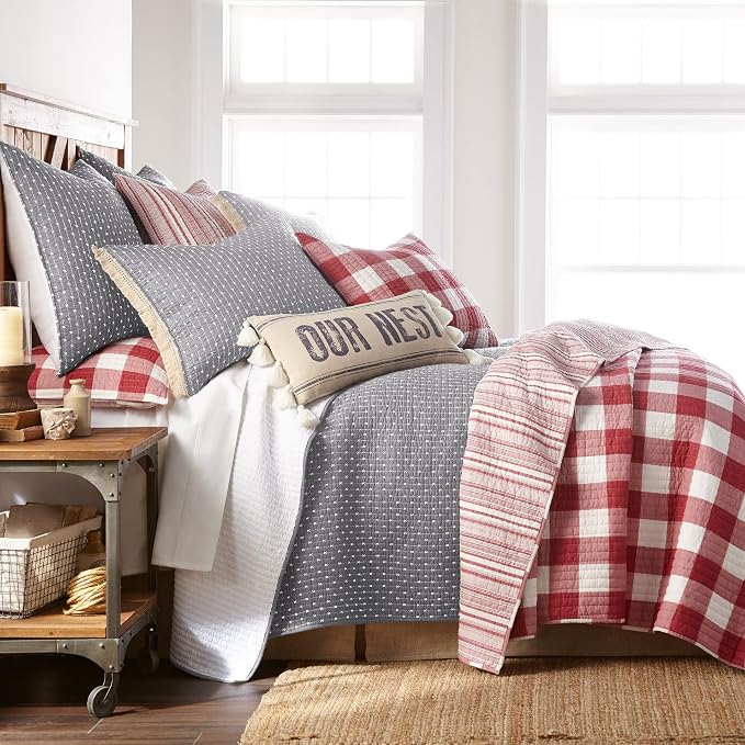 Levtex Home Cross Stitch Reversible Full/Queen Quilt Set and 2 Pillow Shams - Image 2